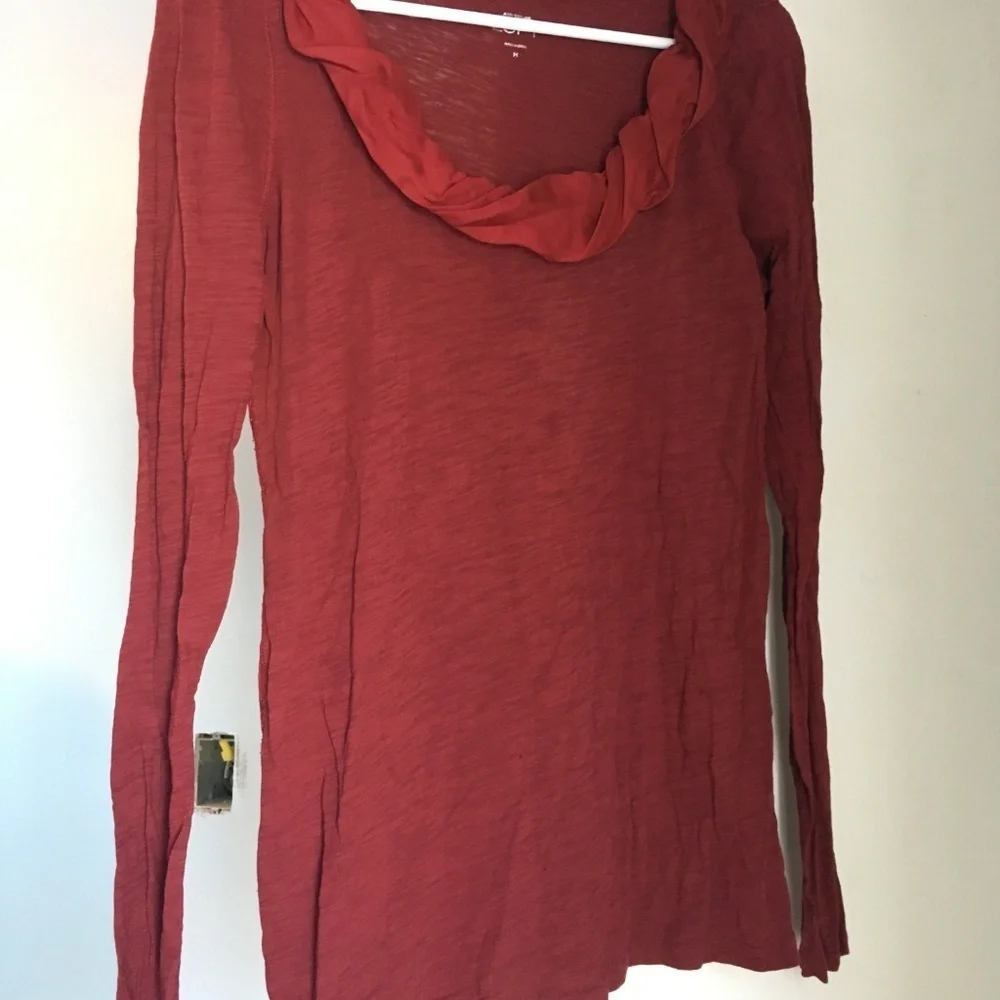 Red Ruffled Collar Loft Top - Picture 1 of 3
